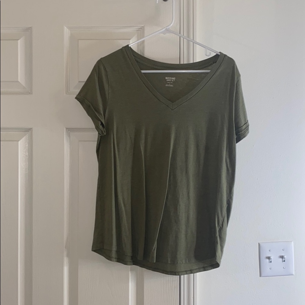 Mossimo tshirt
